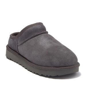 UGG Suede Classic Slipper